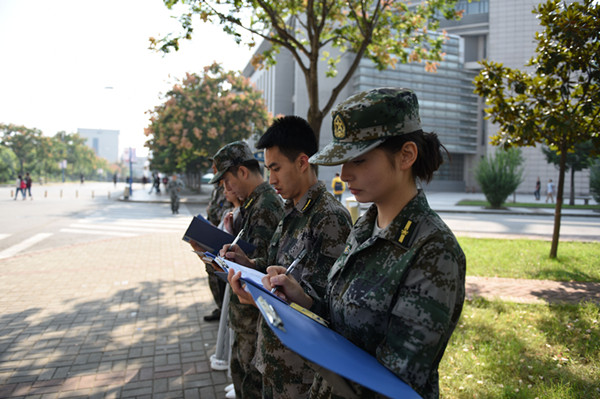 1.评委老师.jpg