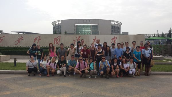 01_美国访学团一行到我校参观访问.jpg