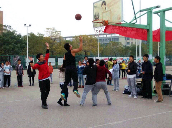 2 篮球比赛.jpg