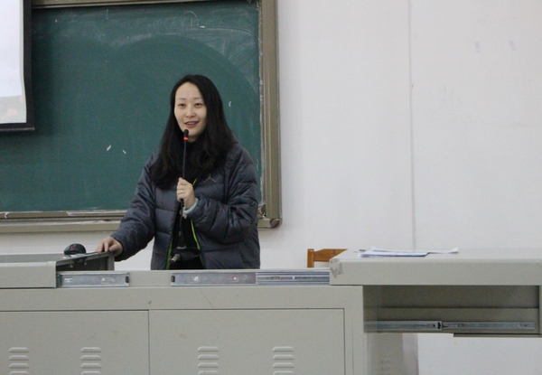 3 葛睿老师讲话.jpg