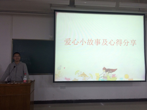 02-同学们积极参与到活动中.jpg